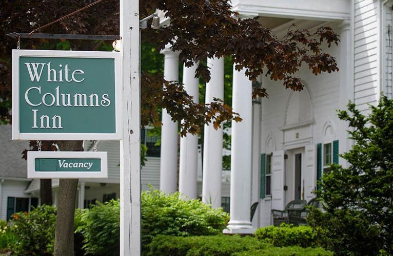 بار هاربور Anne'S White Columns Inn المظهر الخارجي الصورة