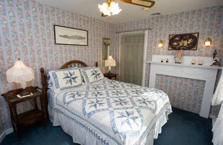 بار هاربور Anne'S White Columns Inn الغرفة الصورة