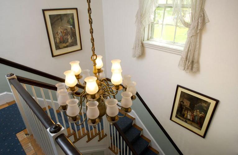 بار هاربور Anne'S White Columns Inn المظهر الخارجي الصورة