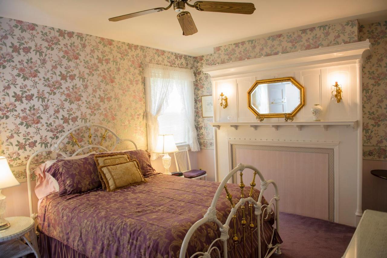 بار هاربور Anne'S White Columns Inn المظهر الخارجي الصورة